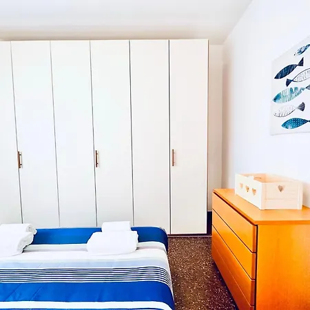 Hostdomus - Casa Anna Finale Ligure