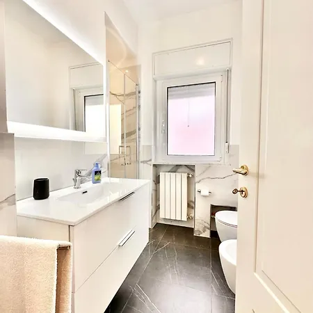 Hostdomus - Casa Anna شقة *