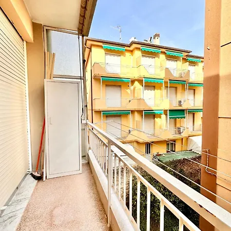Apartmán Hostdomus - Casa Anna Finale Ligure