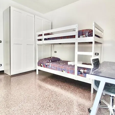 Hostdomus - Casa Anna Finale Ligure